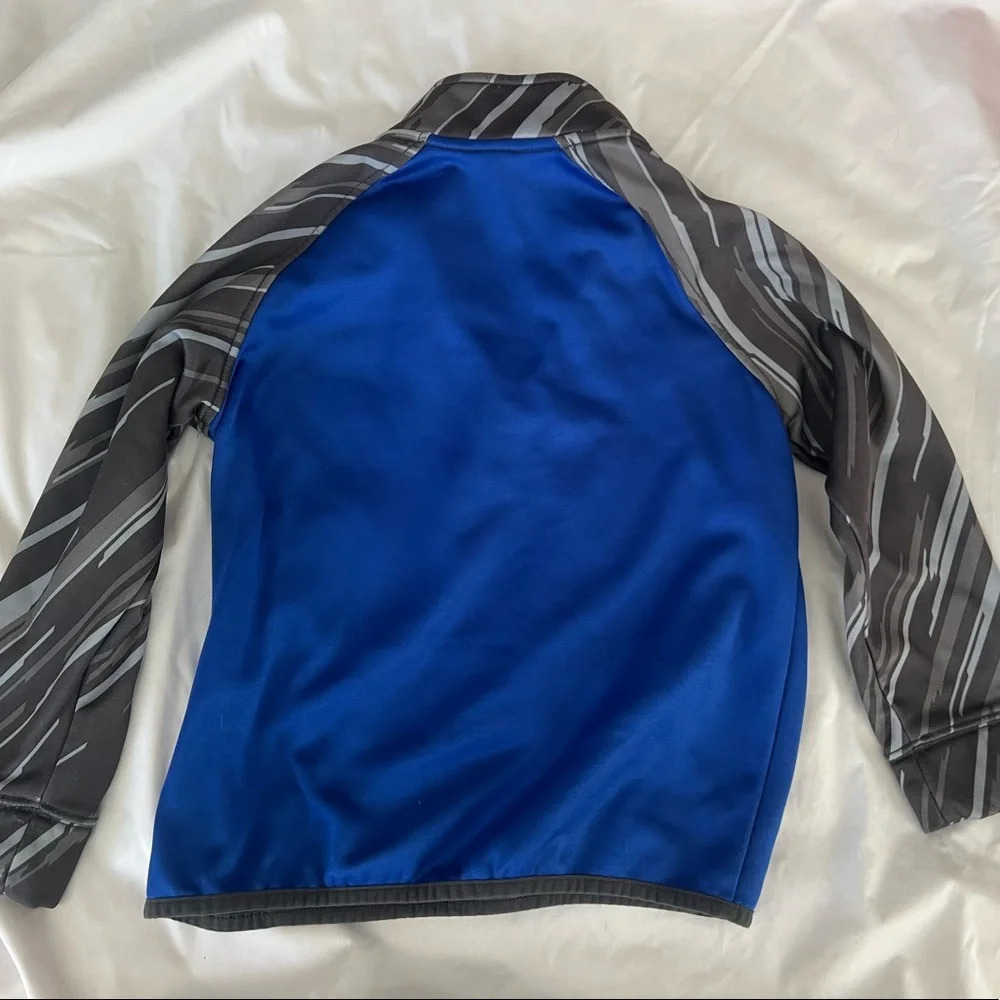 Gymboree zip up jacket, boys size 5-6 - Picture 3 of 3